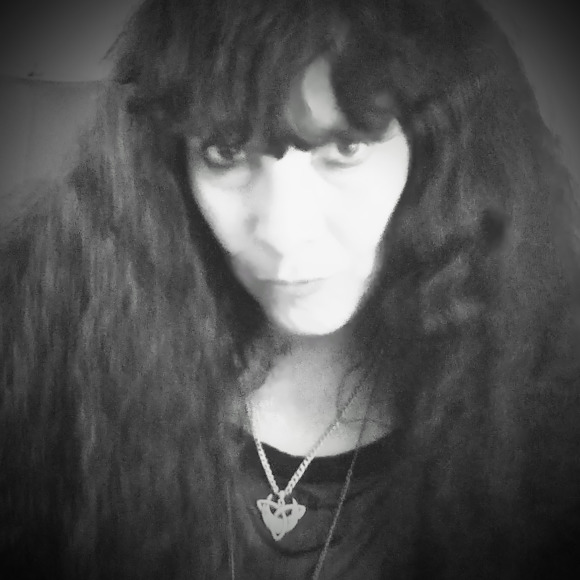 Meet your Posher, Carmen - Picture 1 of 1